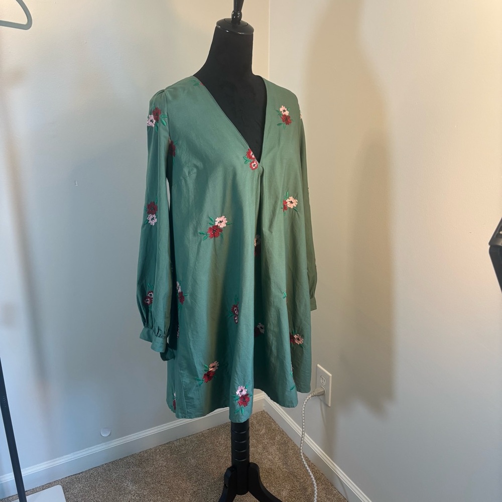 ASOS Green Dress with Pink Floral Detail - Picture 2 of 14